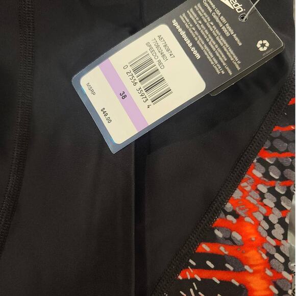 NWT Speedo Coded Riff Jammer swim shorts - 38 - black red - 38 - Picture 4 of 4